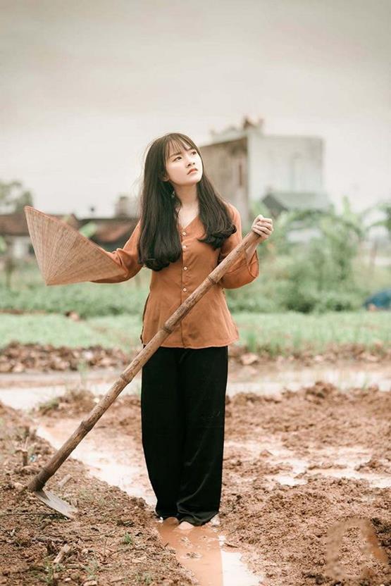 17865+ Hình Ảnh Cô Gái Nông Thôn Đẹp – Vẻ Đẹp Gái Quê Giản Dị & Trong Sáng