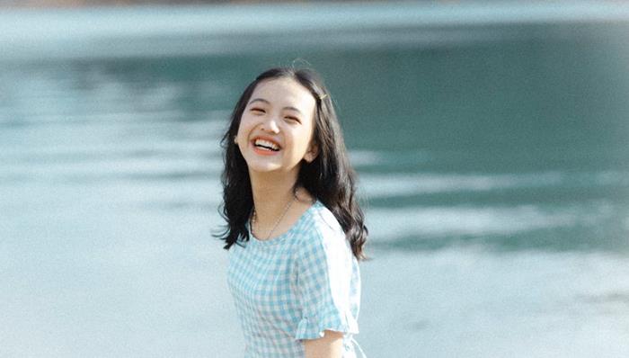 Mới Nhất +2025 Ảnh Cô Gái Cười – Hình Con Gái Xinh Tươi Cười Rạng Rỡ