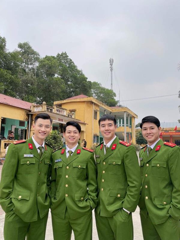 Ngắm Nhìn 233+ Hình Ảnh Chú Công An & Cảnh Sát Đẹp Trai Khí Chất