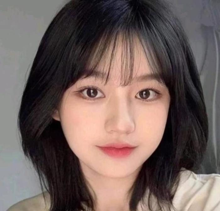 Thư Viện 9009+ Hình Ảnh Gái Xinh Tóc Ngắn – Cô Gái Tóc Ngắn Trẻ Trung Năng Động.